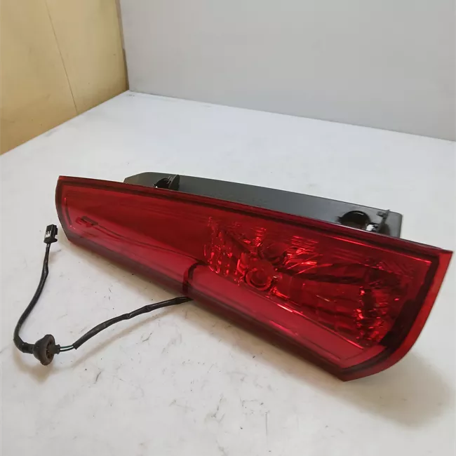 Fanale posteriore parte superiore sinistro