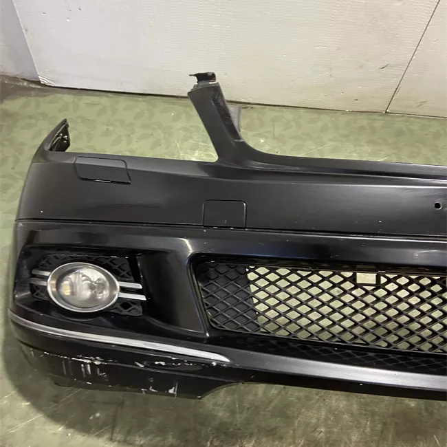 Paraurti anteriore con lavafari primer