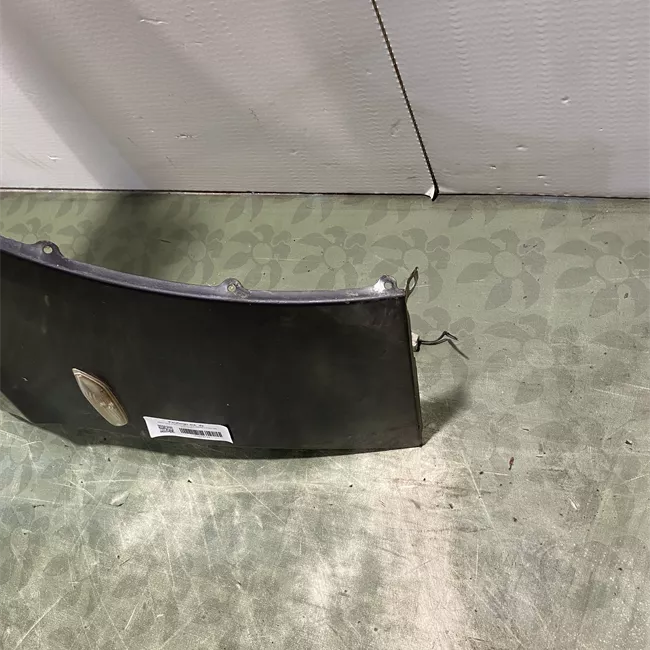 Parafango anteriore destro