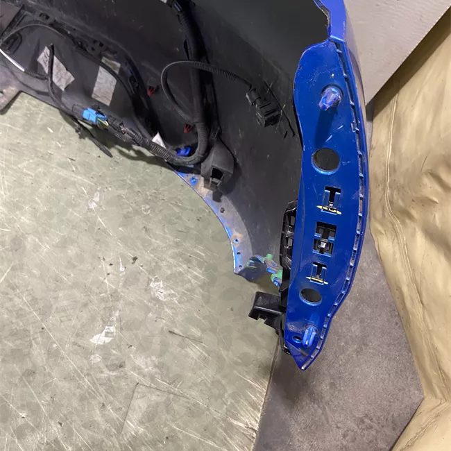 Paraurti posteriore assistente par/visiva/ale all. primer