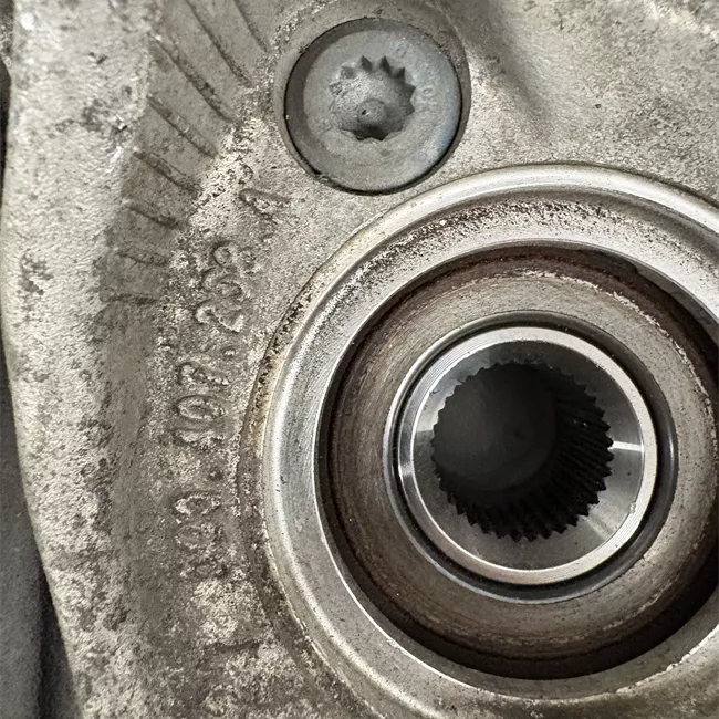 Montante sospensione anteriore destro