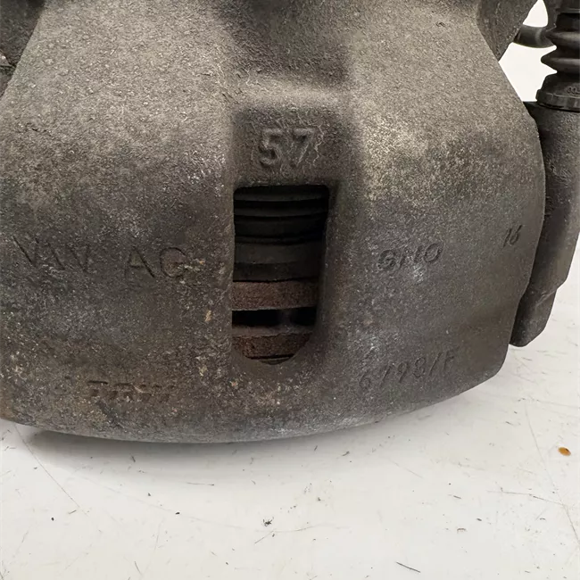 Montante sospensione anteriore sinistro