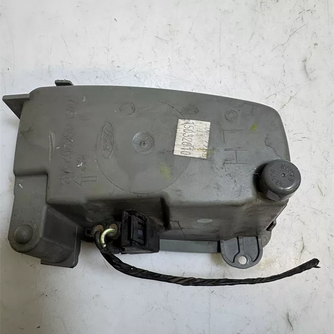 Proiettore fendinebbia sinistro