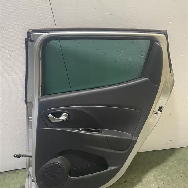 Porta posteriore destra