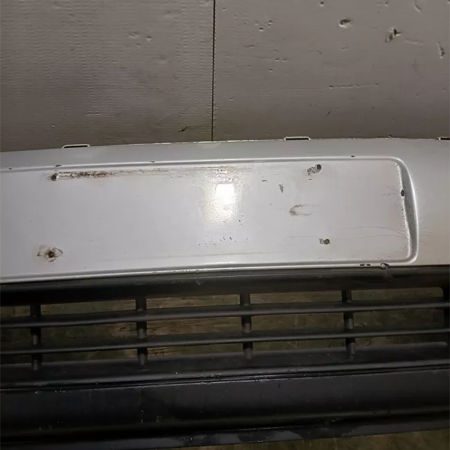 Paraurti posteriore con primer