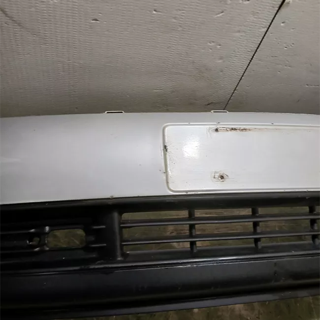 Paraurti posteriore con primer