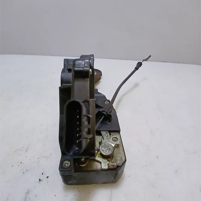 Serratura porta posteriore destra 04-06>