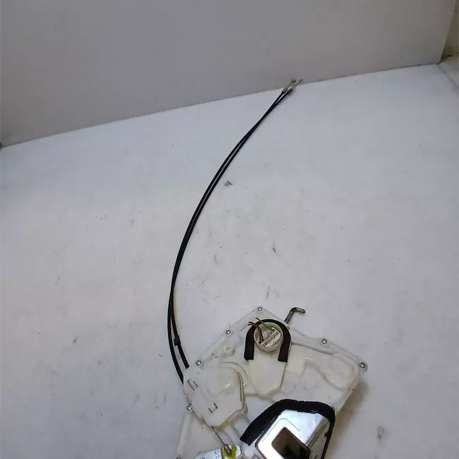 Serratura porta anteriore destra