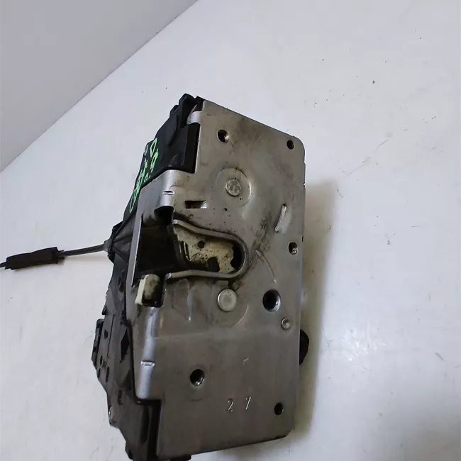 Serratura porta anteriore sinistra