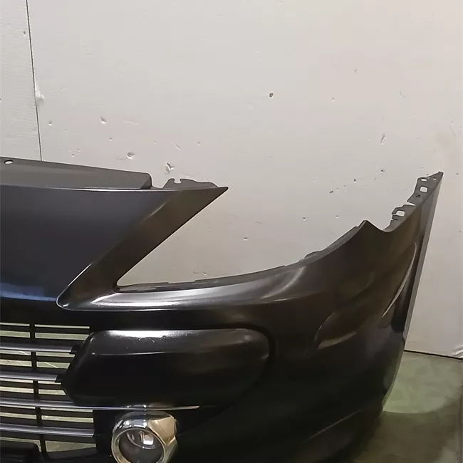 Paraurti anteriore fendinebbia con primer