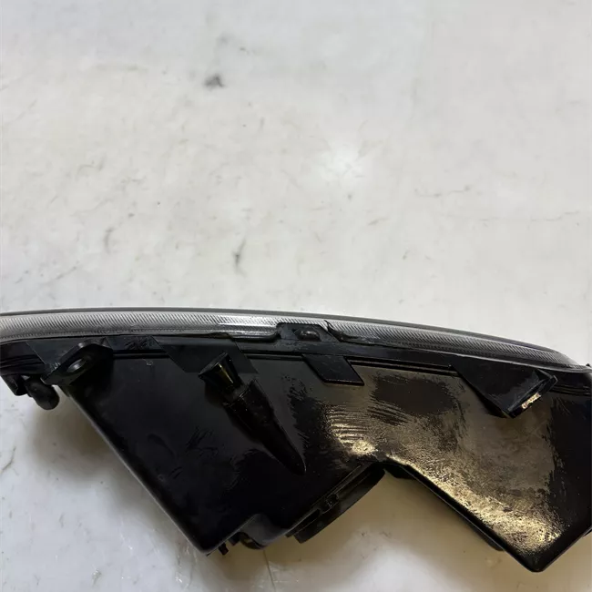 Proiettore fendinebbia sinistro Fendinebbia