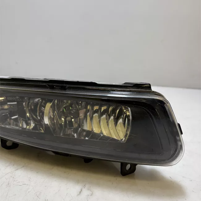 Proiettore fendinebbia destro Fendinebbia