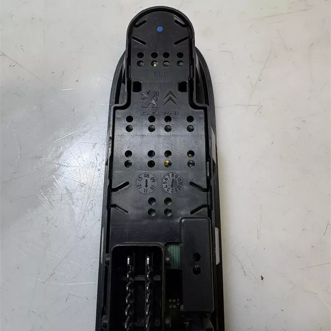 Blocco comandi alzacristalli e retrovisori esterno nero cornelie