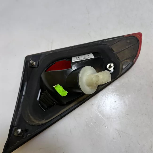 Fanale posteriore parte interno sinistro fendi