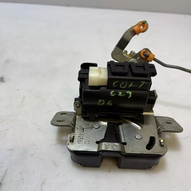 Serratura portello posteriore