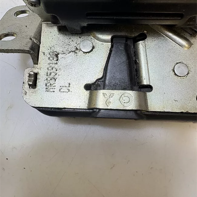 Serratura portello posteriore