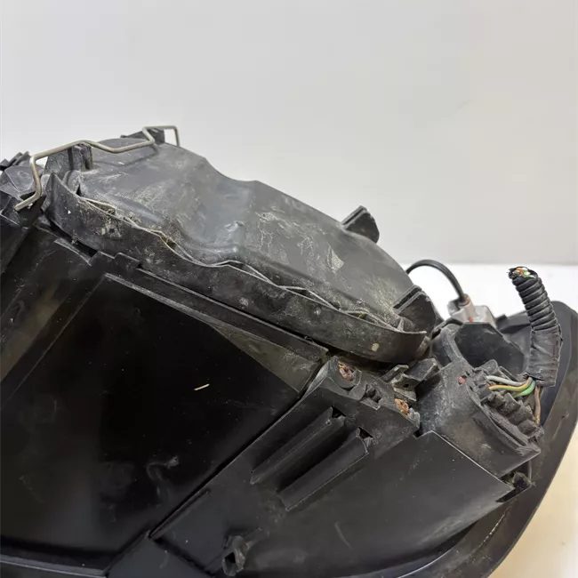 Proiettore destro con regolazione altezza