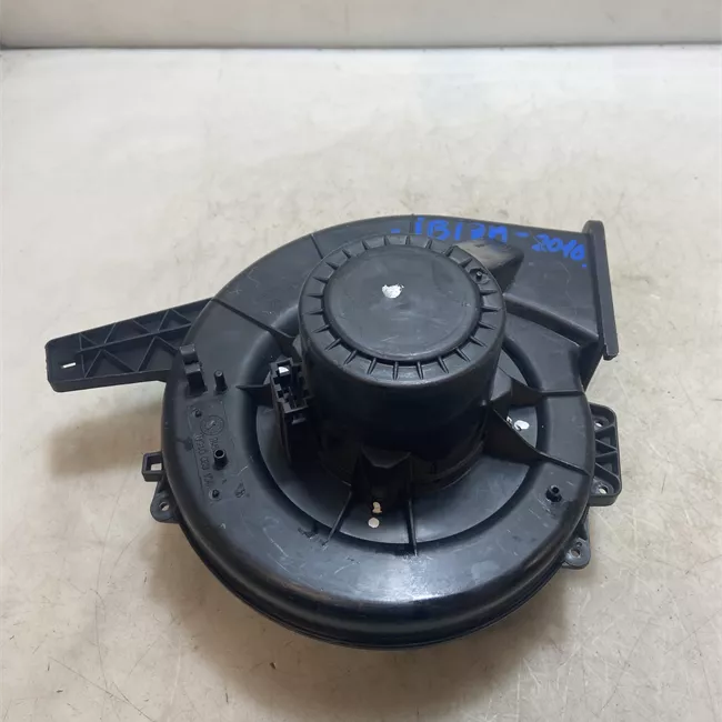 Motorino ventilazione abitacolo con clima a regolazione elettronica