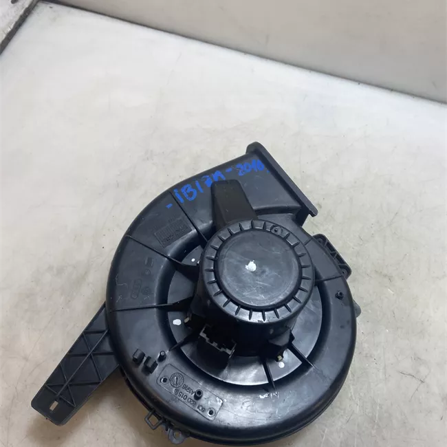 Motorino ventilazione abitacolo con clima a regolazione elettronica