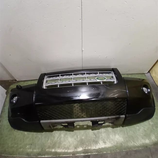 Paraurti anteriore con lavafari/fendinebbia primer