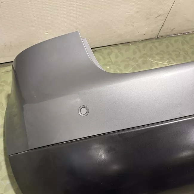 Paraurti posteriore con sensore parcheggio primer