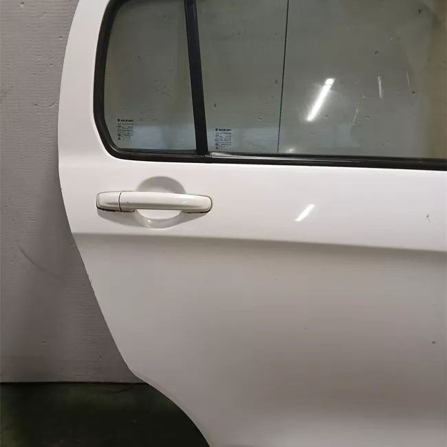 Porta posteriore destra