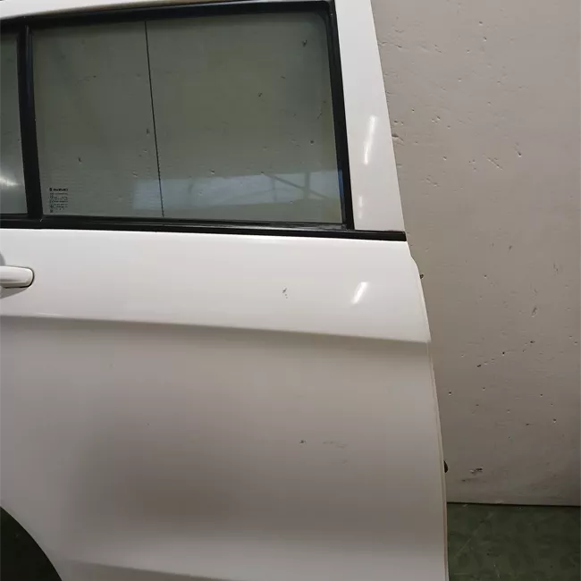 Porta posteriore destra