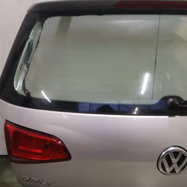 Portello posteriore senza spoiler post