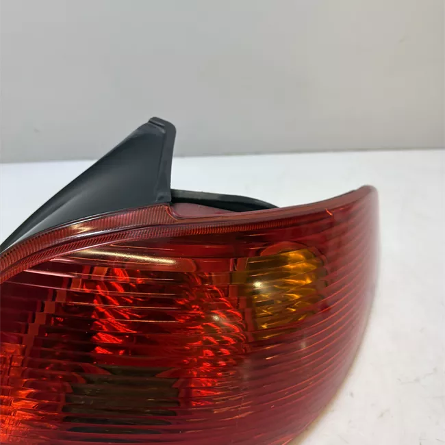 Fanale posteriore destro