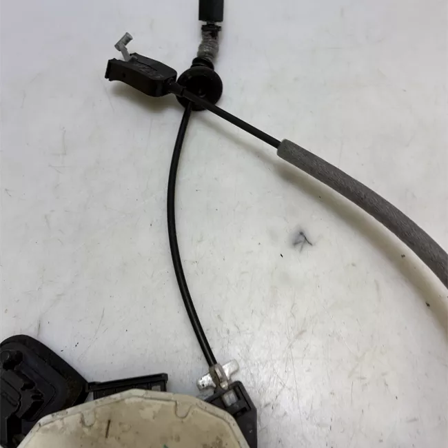 Serratura porta posteriore destra con dispositivo Safe