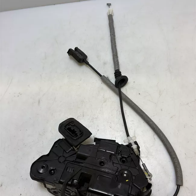 Serratura porta anteriore sinistra