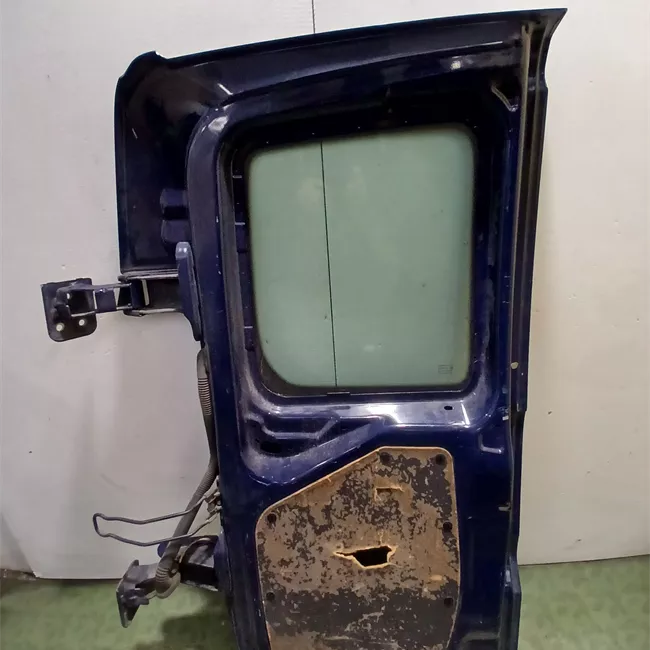 Porta carico posteriore a battente destra Vetrata