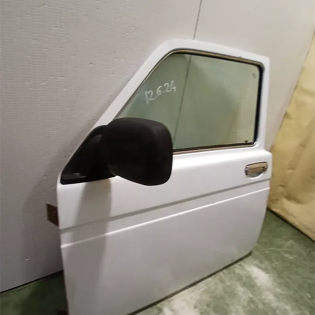 Porta anteriore sinistra