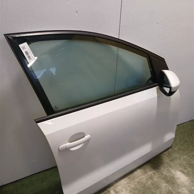 Porta anteriore destra