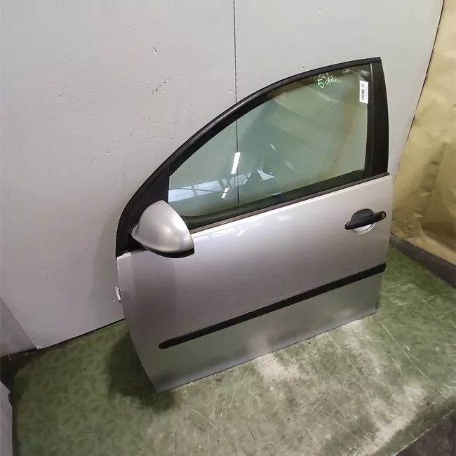 Pannello esterno porta anteriore sinistro