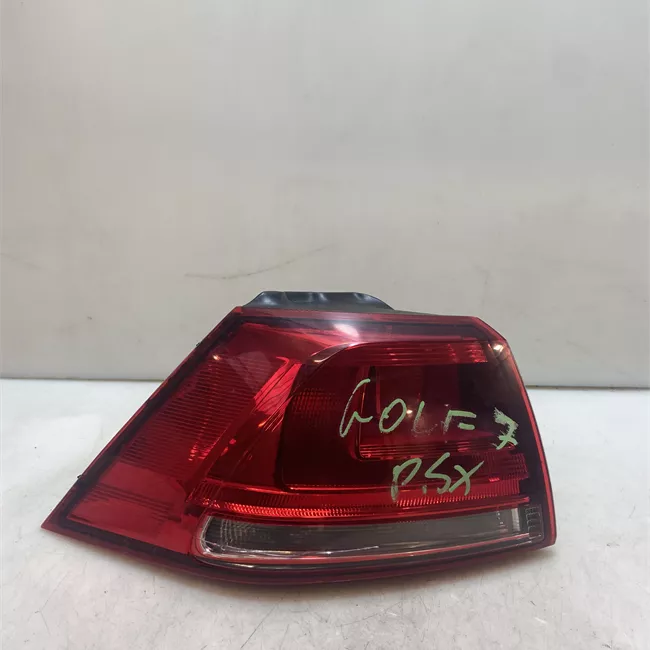 Fanale posteriore parte esterno destro