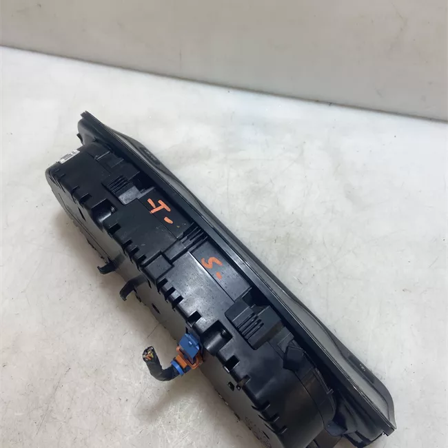 Quadro portastrumenti 9Q0