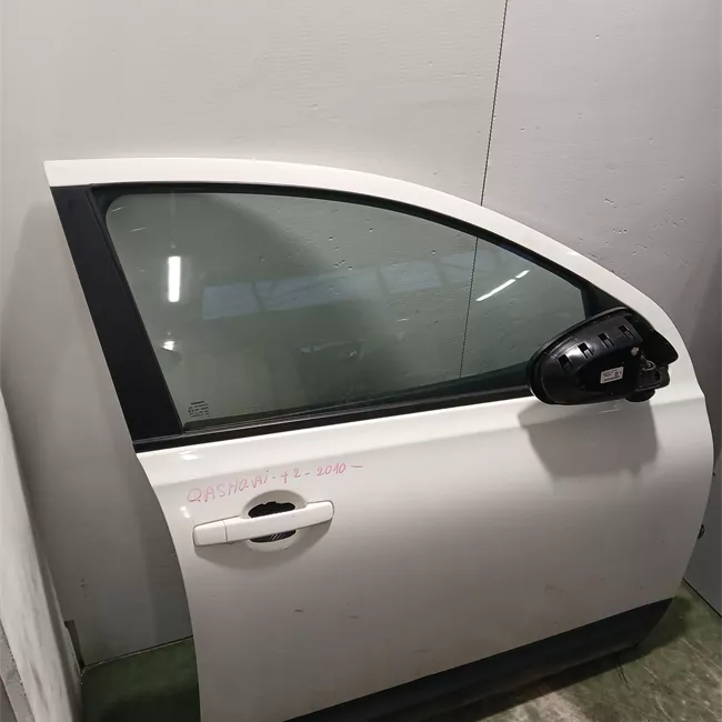 Porta anteriore destra