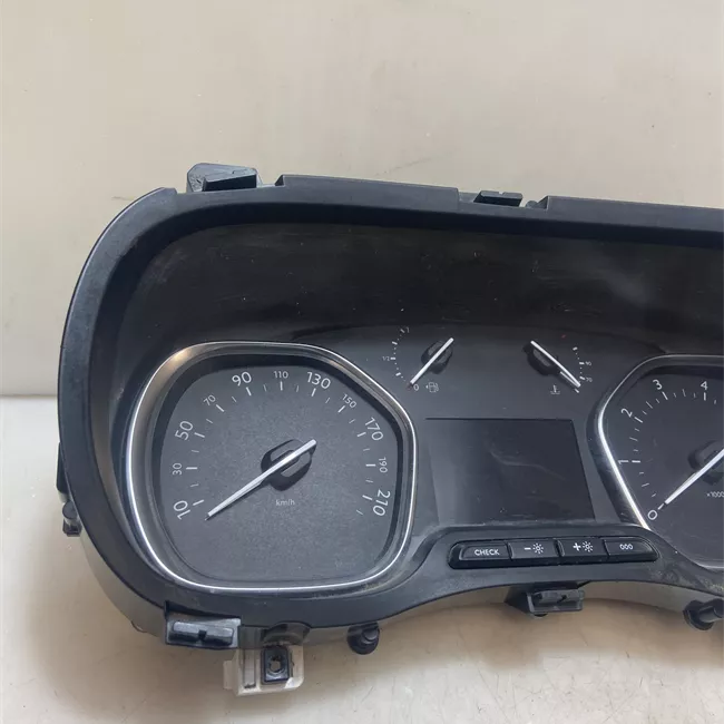 Quadro strumenti completo LCD