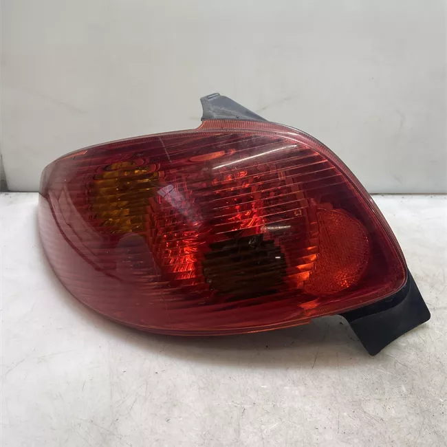 Fanale posteriore sinistro