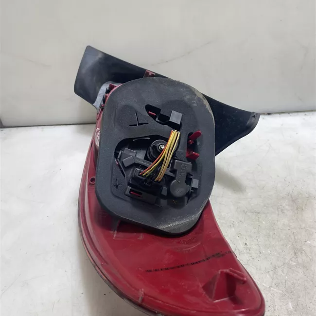 Fanale posteriore sinistro