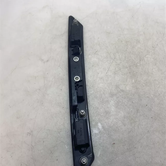 Maniglia portello posteriore nero