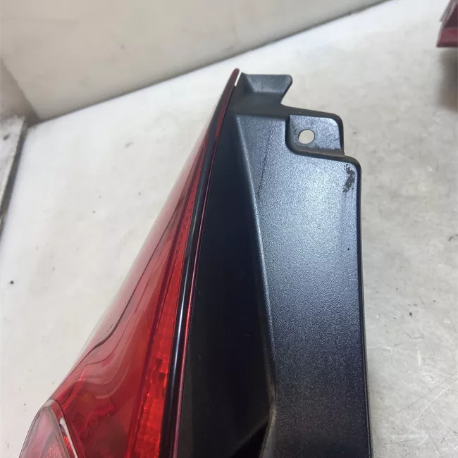 Fanale posteriore sinistro Livello 6