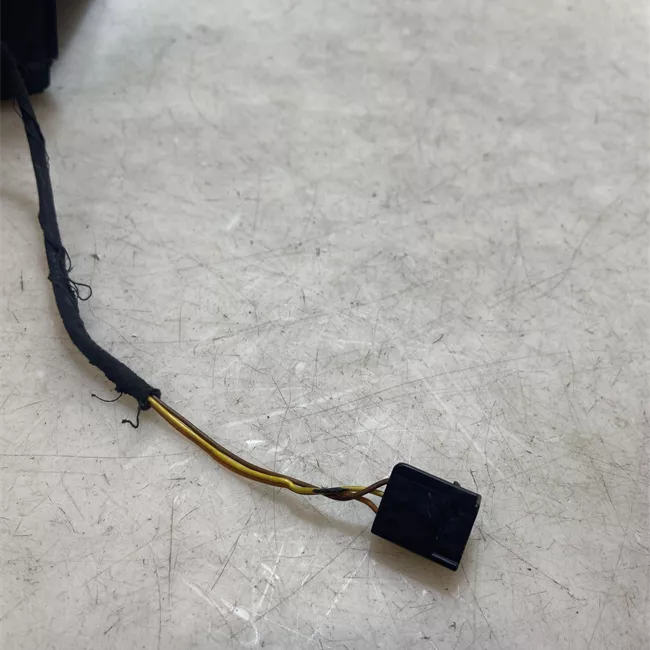 Retrovisore esterno sinistro Elettrico