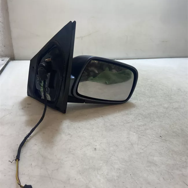 Retrovisore esterno sinistro Elettrico