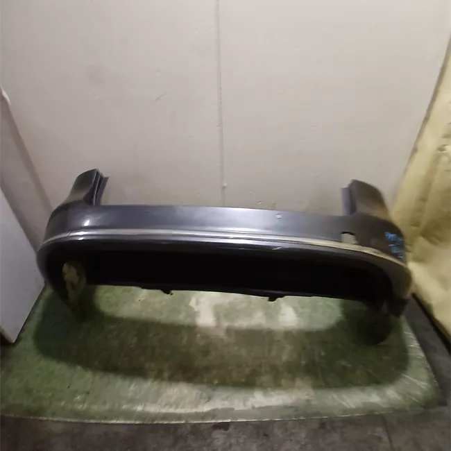 Paraurti posteriore con parktronic primer