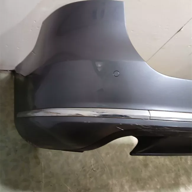 Paraurti posteriore con parktronic primer