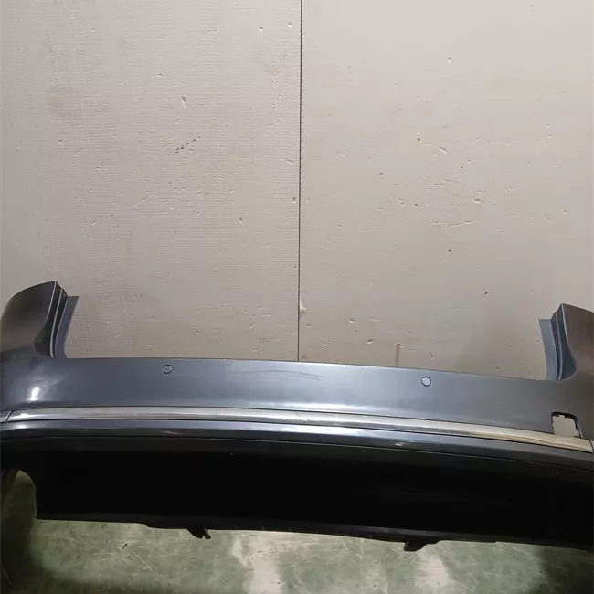 Paraurti posteriore con parktronic primer