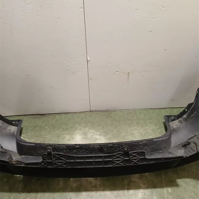 Paraurti posteriore con parktronic primer