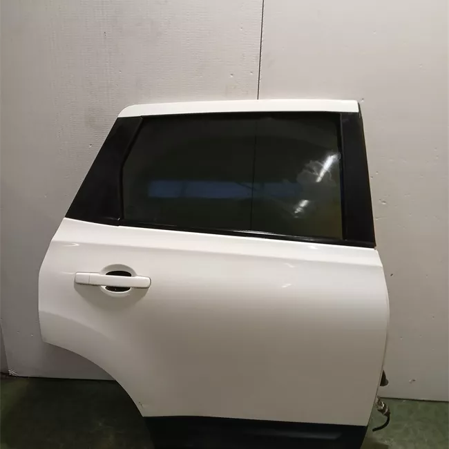 Porta posteriore destra